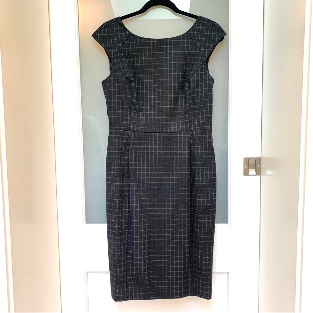 NWT Banana Republic Factory Sheath Dress, Size 10P